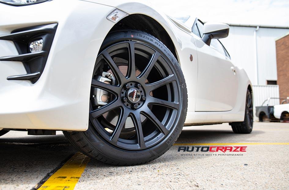 TOYOTA-86-CARBINE-BLACK-SUEDE